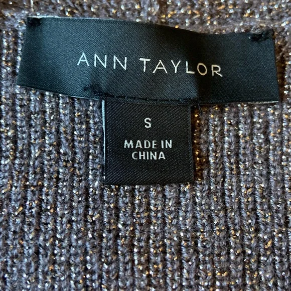 Beautiful Taupe Shimmer Duster Cardigan, Ann Taylor, size Small. - Picture 3 of 7